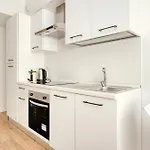 Hostmate - - Imperia's Crystal - Romolo Apartment