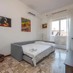 Appartement Navigli Retreat Near Duomo