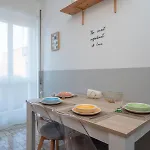 Navigli Retreat Near Duomo * מילאנו