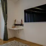 Guest house B And G San Babila- Luxury In The Heart Of - Design District