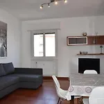 Apartamento Pm 8 Via Marco Polo Milão