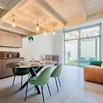 Apartment Elegant Loft With Hidden Garden Oasis - Portello *