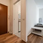 Ray 6 Navigli Apartamento Milão