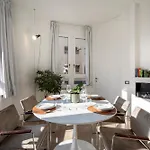 Maggi - New Beautiful In The Center Apartment