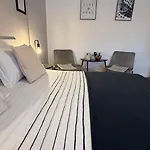 ゲストハウス 71 ホーム