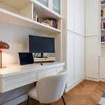 Brera 33 *