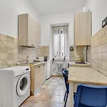 Pacini - Lakeside L&b Apartment *