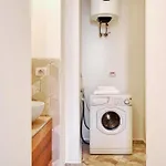 アパート Just Urban - 1br With Outdoor Space - 10 Min Duomo By Tram *