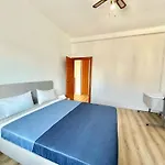 Corvetto Apartman *
