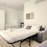 Apartamento Just Urban - Modern Navigli - Metro M2 *