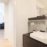 Apartment Porta Venezia - Castaldi - Repubblica Trilocale Di Lusso