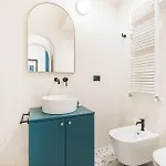 Easylife - - Borgonuovo 4 S - Centro Storico *