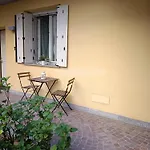 Darsena Secret Courtyard Charme & Relax On Navigli * Milan