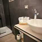 Pasitea - 1 Min Walk Tram To Duomo, Easy To Rho Fiera Apartment