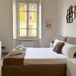 Luxury Penthouse - 5 Min To Duomo 2 Apartment *