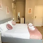 شقة Luxury Penthouse - 5 Min To Duomo 2 *