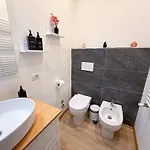 Luxury Penthouse - 5 Min To Duomo 2 *