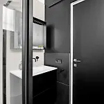 Luxury Penthouse - 5 Min To Duomo * ميلان