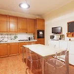 Guesthost - Arco Della Pace Appartement *
