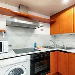 Guesthost - Brera Escape! Exclusive Roomy Flat * Μιλάνο