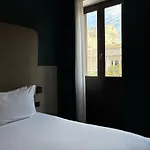 Av