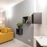 Appartamento La Casa Sul Naviglio Di Debora Milano