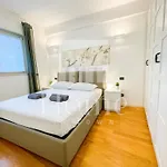 Apartment In Town - - Porta Nuova District Milan