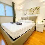 Apartment In Town - - Porta Nuova District *