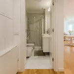 Easytopstay - Elegant Nest In