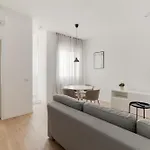 Apartment Guesthost - Bright M1 Pasteur