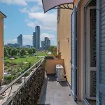 Luxury In Isola - De Castillia 20 アパート ミラノ
