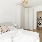 Guesthost - Comfy Apartamento *