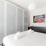 Guesthost - Bonola M1 Balcony Lejlighed