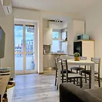 Apartman Urban - Near San Siro Stadium, Fiera Milano, American Embassy, Portello, Life And Arco Della Pace Movida *