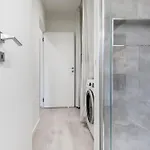 Just Urban - 2br 2 Bathrooms With Balconies -city Life & M5 *