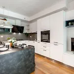 Stayeasy Gargano - Stylish With Private Yard Milano