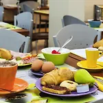 Ibis Styles Centro Hotel 3*