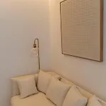 Manzoni 44 * Milánó