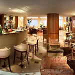 Cavour 4*
