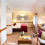 Otel Starhotels Tourist Milano
