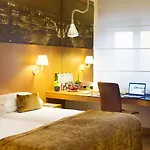 Otel Starhotels Tourist 4*