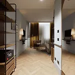 Urban Hive 4* Milan
