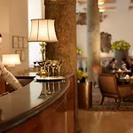 Four Seasons Hotel
