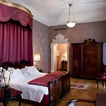 Grand Et De - The Leading Of The World 5*