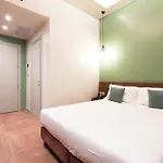 The Floor 3*