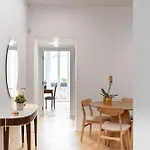 Appartement Duomo Prestige-luxury 2br Near Duomo,2 Bathrooms, King Beds, Office & Balcony *