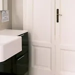 Apartamento Comecasa 3 Bedrooms Near Bocconi Milão