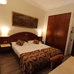 موكينبا كينغ 4*