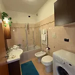 Skyline15-elegant Panoramic Apartment-metro M1- Only 20 Minutes From Cathedral Σπίτι διακοπών Μιλάνο
