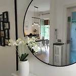 Apartment Isola Metro 20m Modern Balcony Arthome Milan